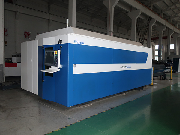 1000 W laserski rezač 8mm MS ploča ， 6mm ss vlakna lasersko rezanje cijena stroja