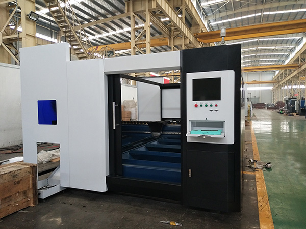 Visoka preciznost 3000x1500mm male 1000w 1500w vlakno lasersko rezanje cijena